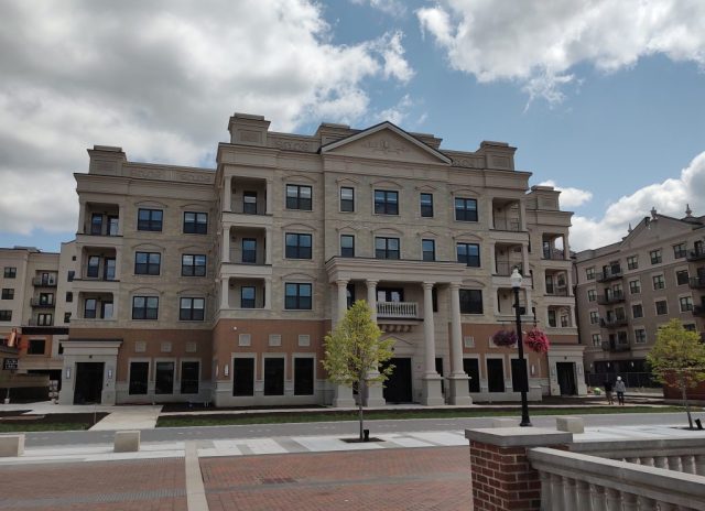 Division-7-Dryvit-Multi-family-apartment-building